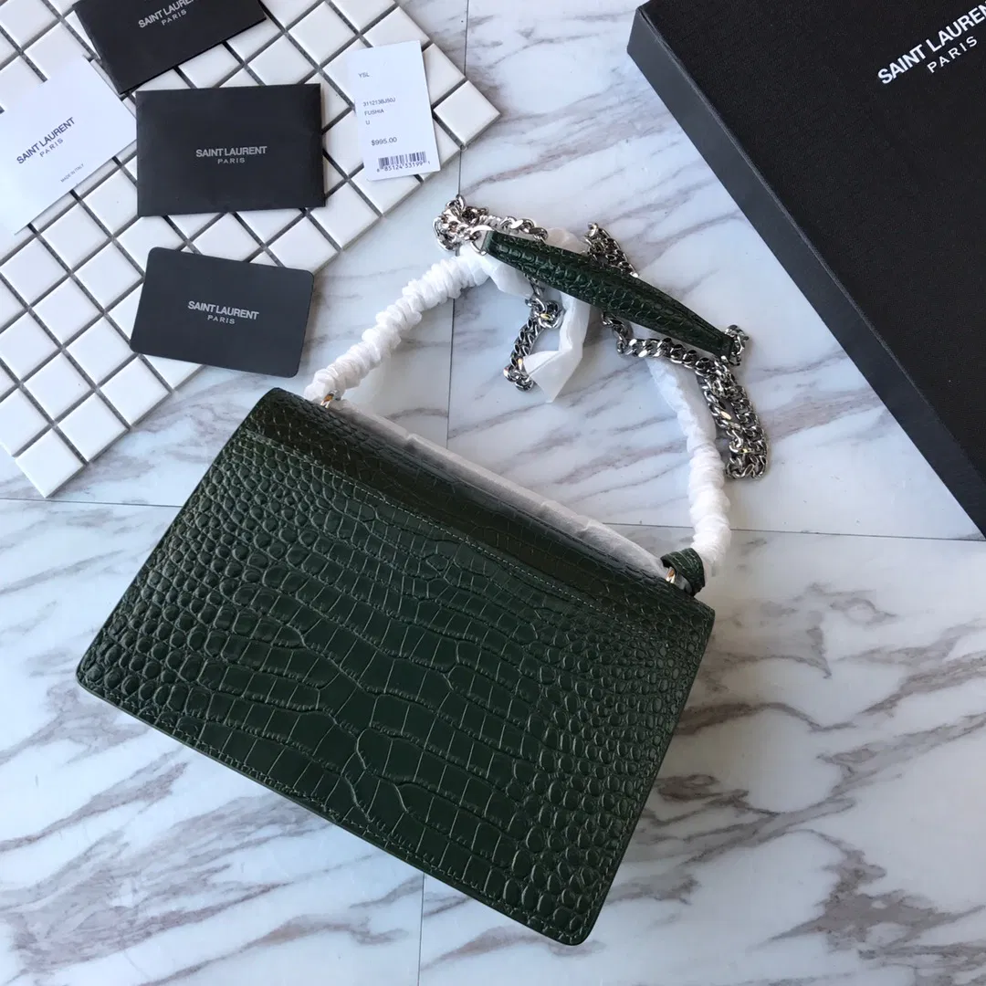 MANHATTAN MEDIUM SHOPPING BAG IN BOX SAINT LAURENT LEATHER — image 4