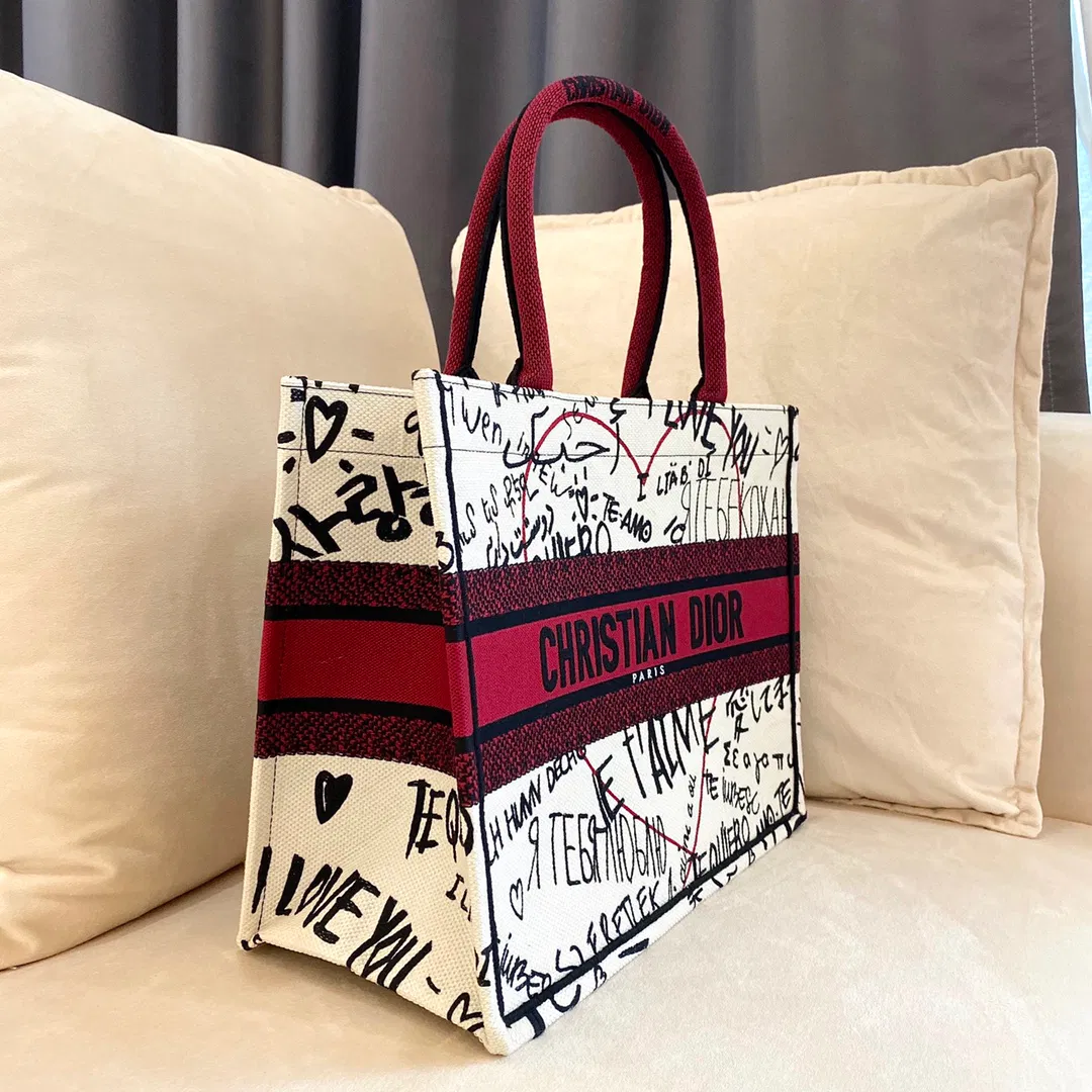 ‘I Love You’ Book Tote Small — image 9