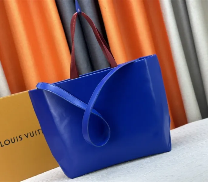 Louis Vuitton Other Leathers Shopper Cabas MM Tote In Blue — image 3