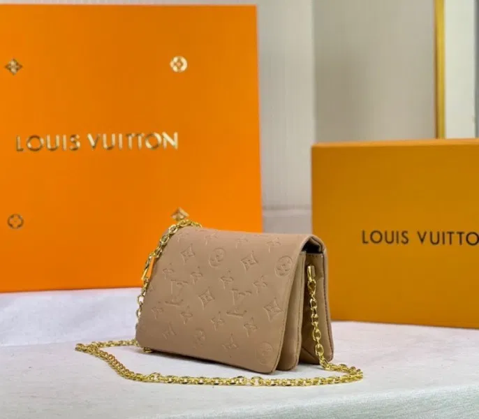 Louis Vuitton Coussin Pochette In Camel — image 3