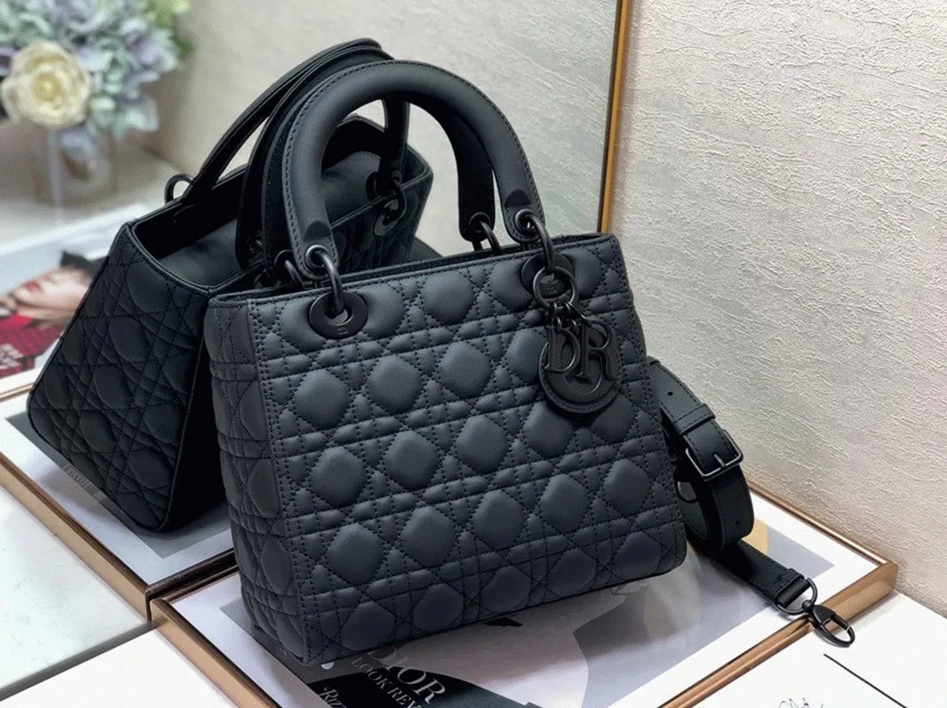 Dior Lady Dior Medium Bag in Black — image 7