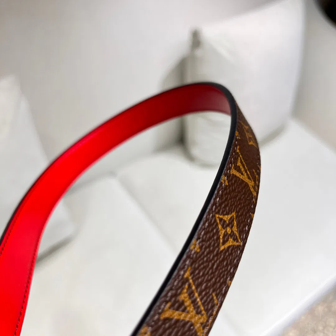 LV INITIALES — image 6