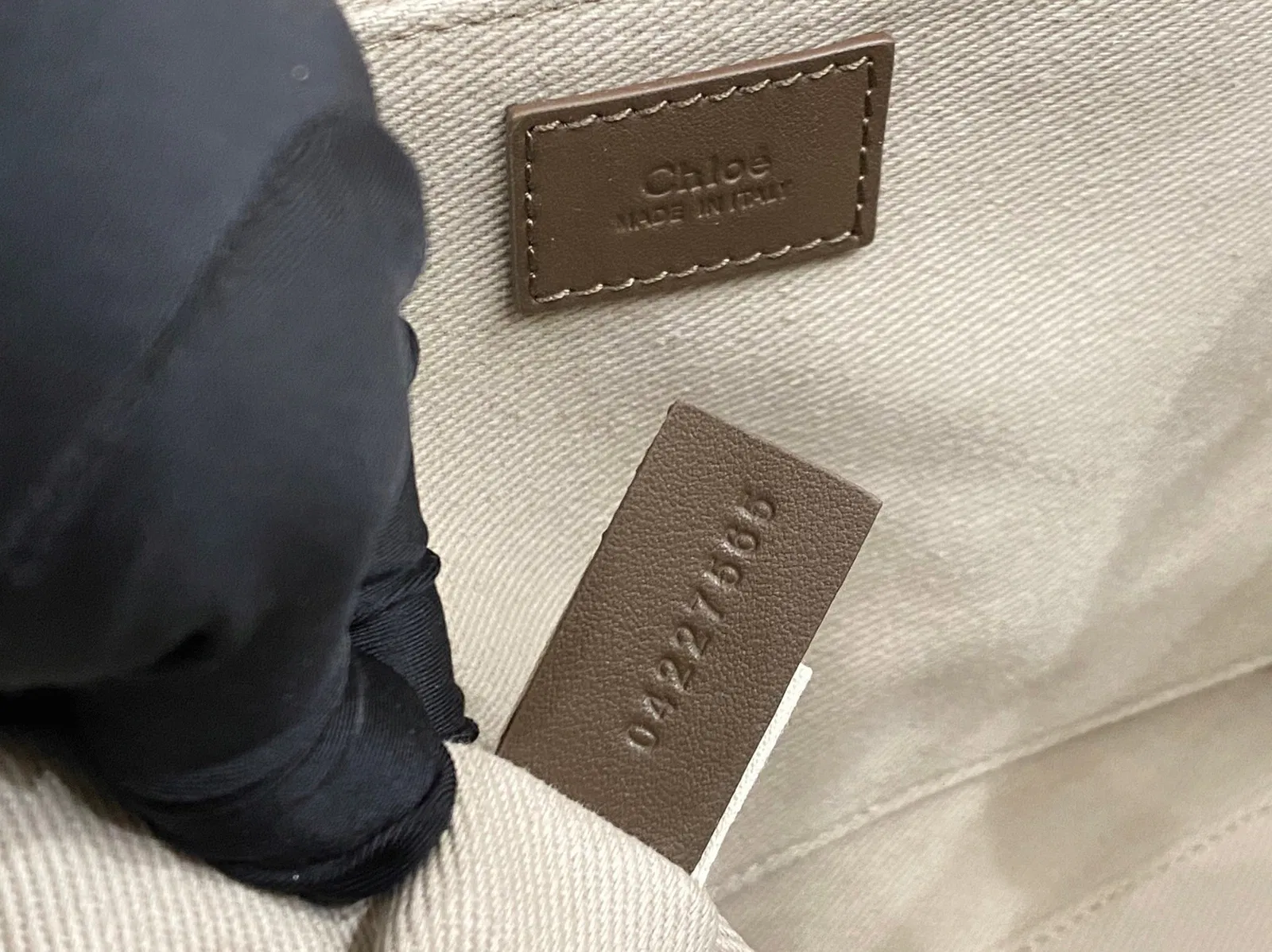 Top Quality Chloe Woody Medium Tote Bag In Army Green Calfskin — image 6