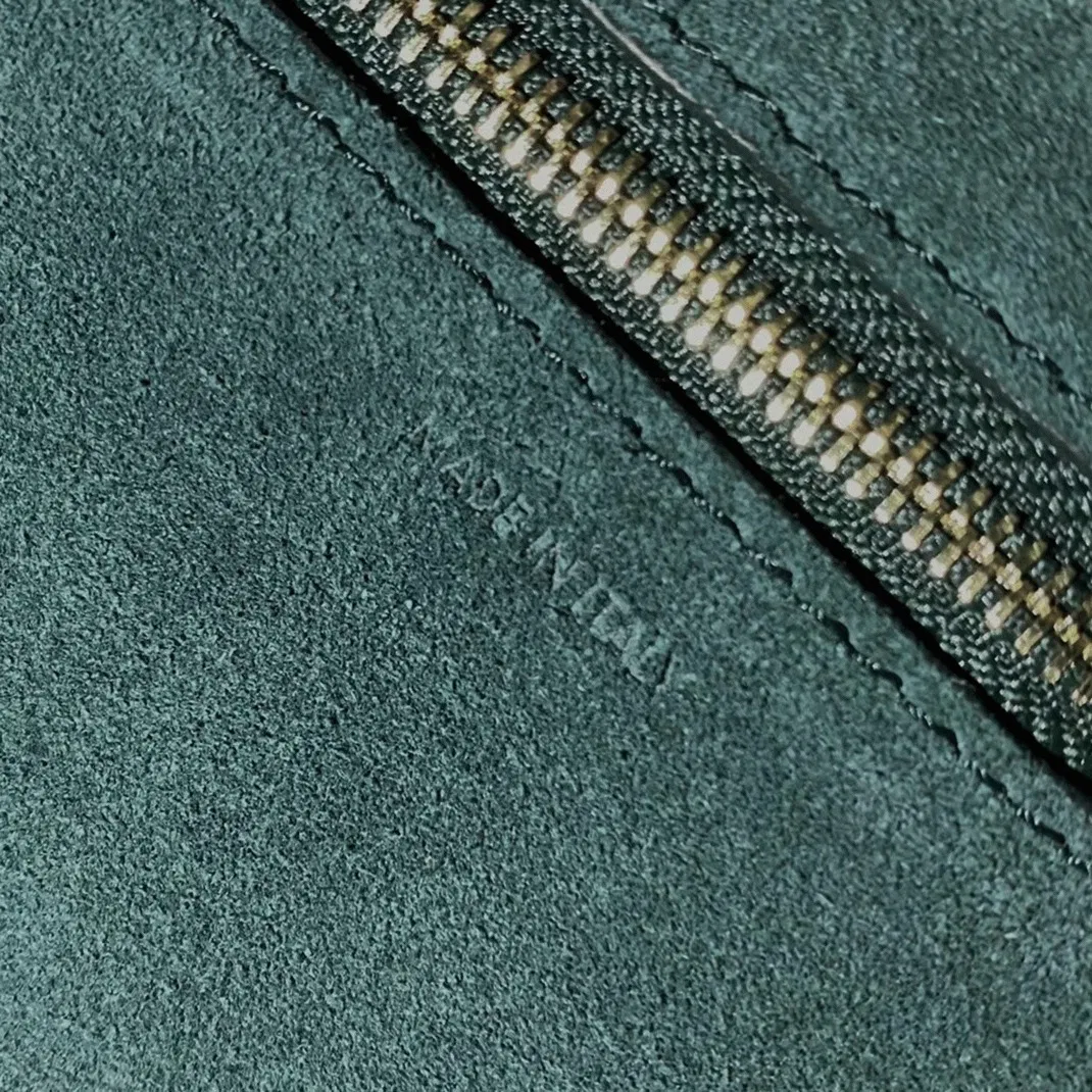 Top Quality Knockoff Celine Sangle Bucket Bag In Amazone Grained Calfskin — image 8