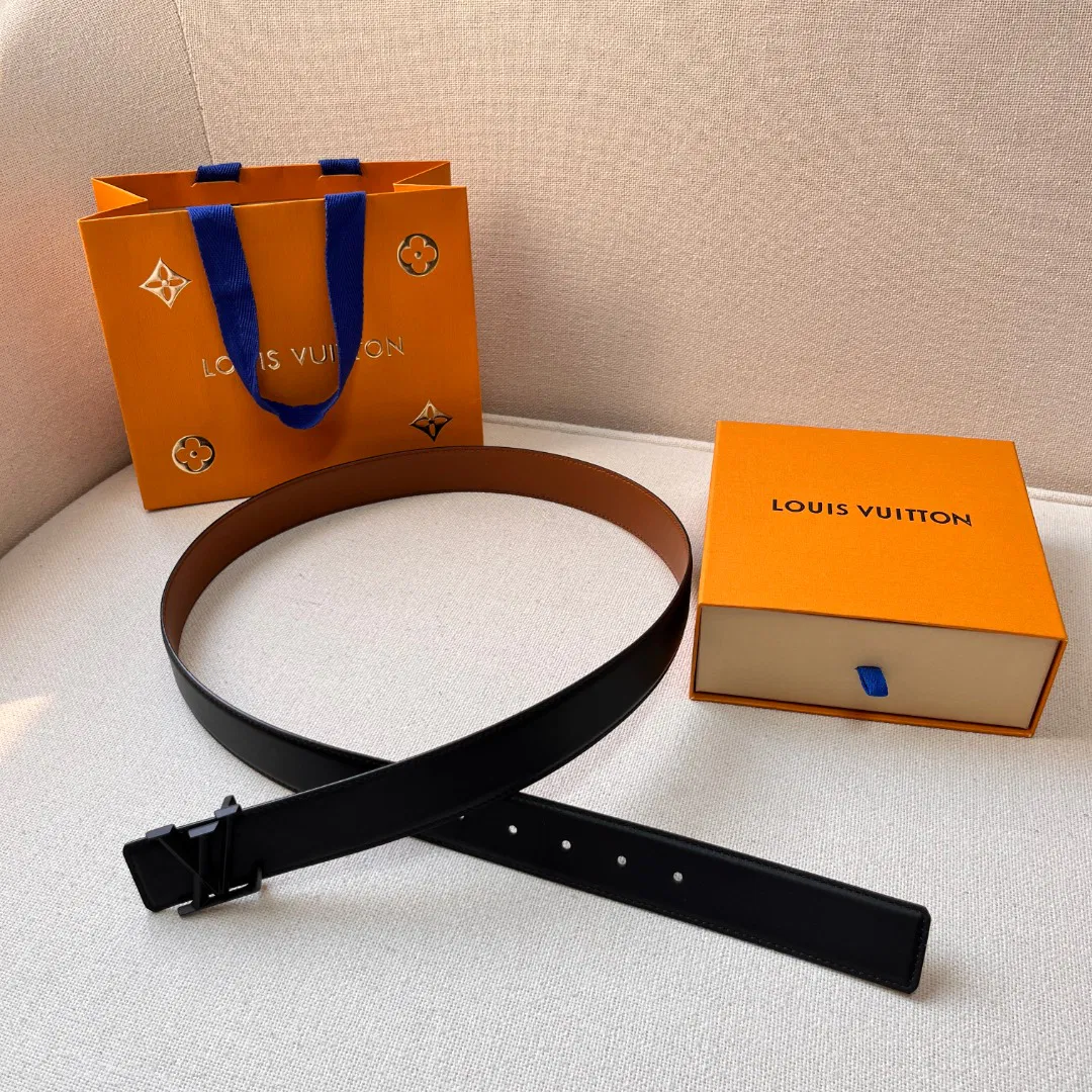 LV initiales — image 3