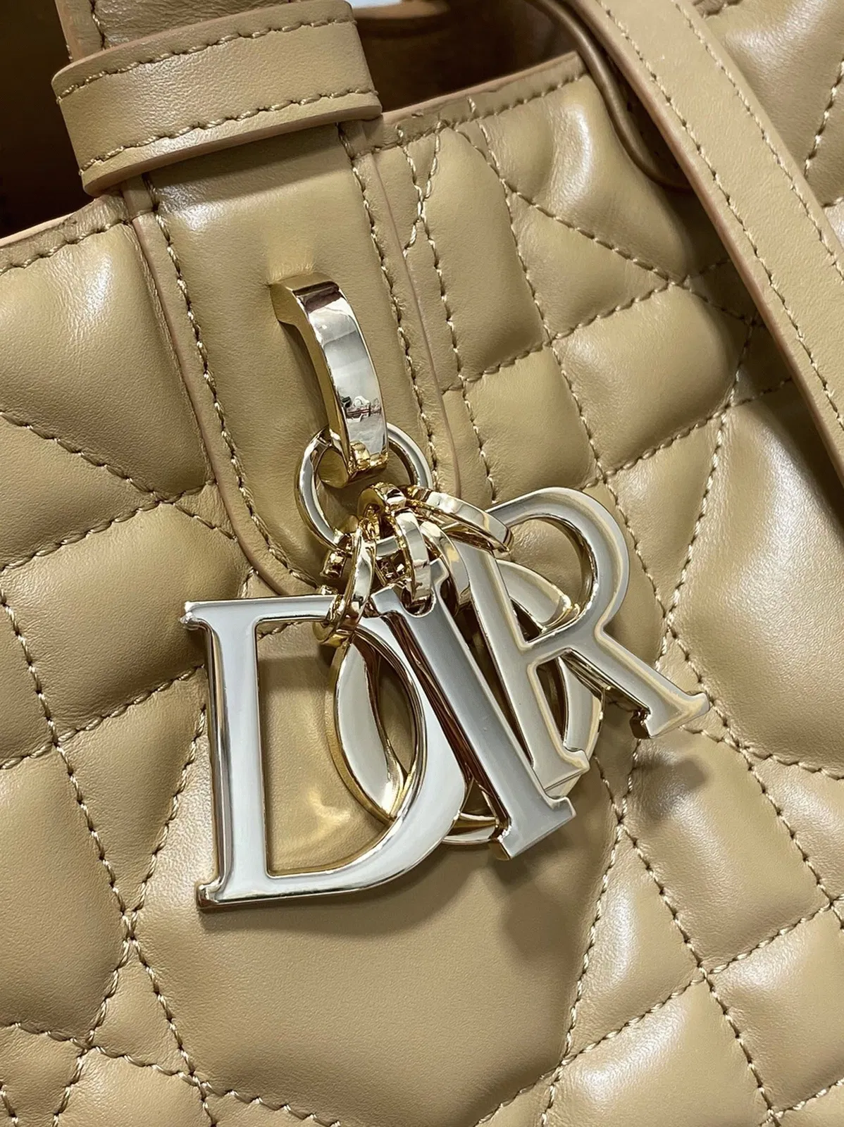 Dior Toujours Medium Bag in Tan Macrocannage Calfskin — image 5