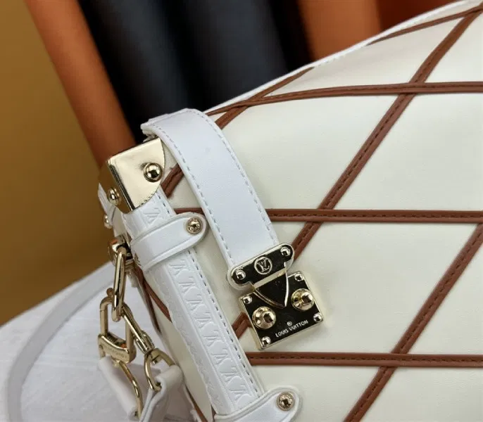 Louis Vuitton Malletage Leather Side Trunk MM In Cream Beige And Chestnut Brown — image 7