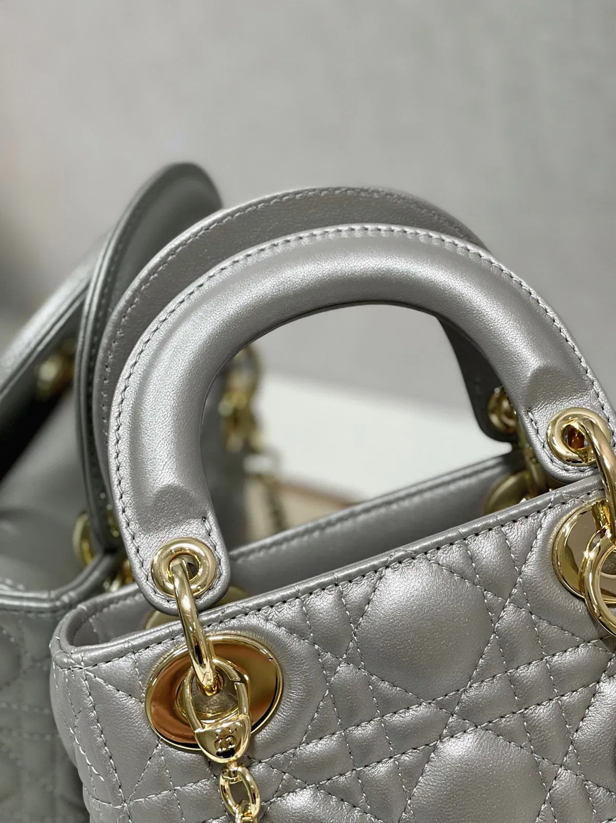 Dior Lady Dior Mini Chain Bag in Grey Pearlescent Lambskin — image 9