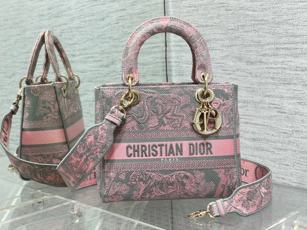 Dior Lady D-Lite Medium Bag Knockoff in Grey and Pink Toile de Jouy Reverse Embroidery — image 6