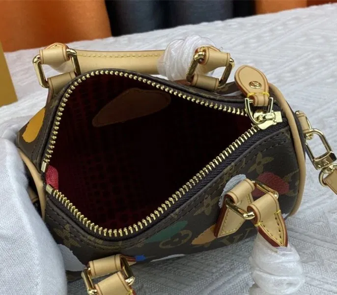 Louis Vuitton X YK Monogram Canvas Speedy Bandouliere 25 Handbag — image 6