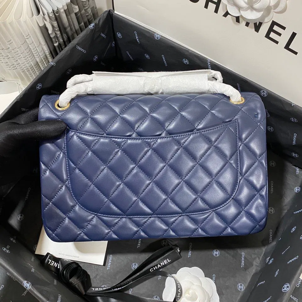 Chanel Flap Bag Large — image 4