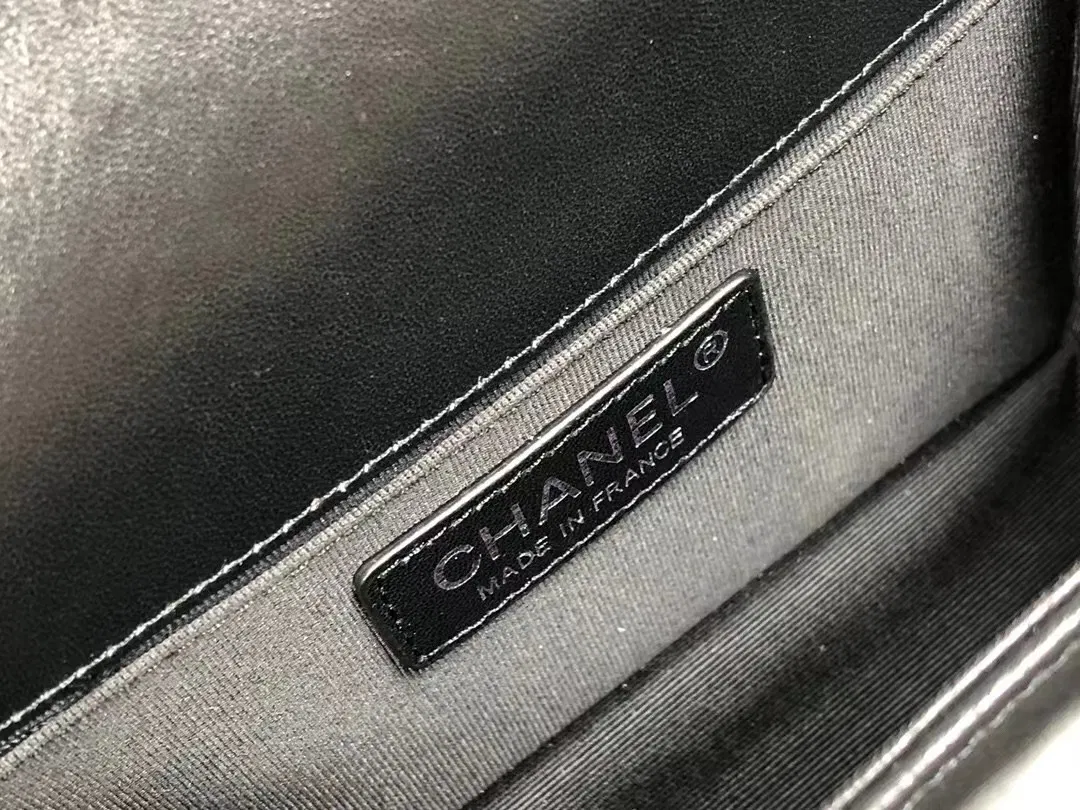 BOY CHANEL Small — image 7