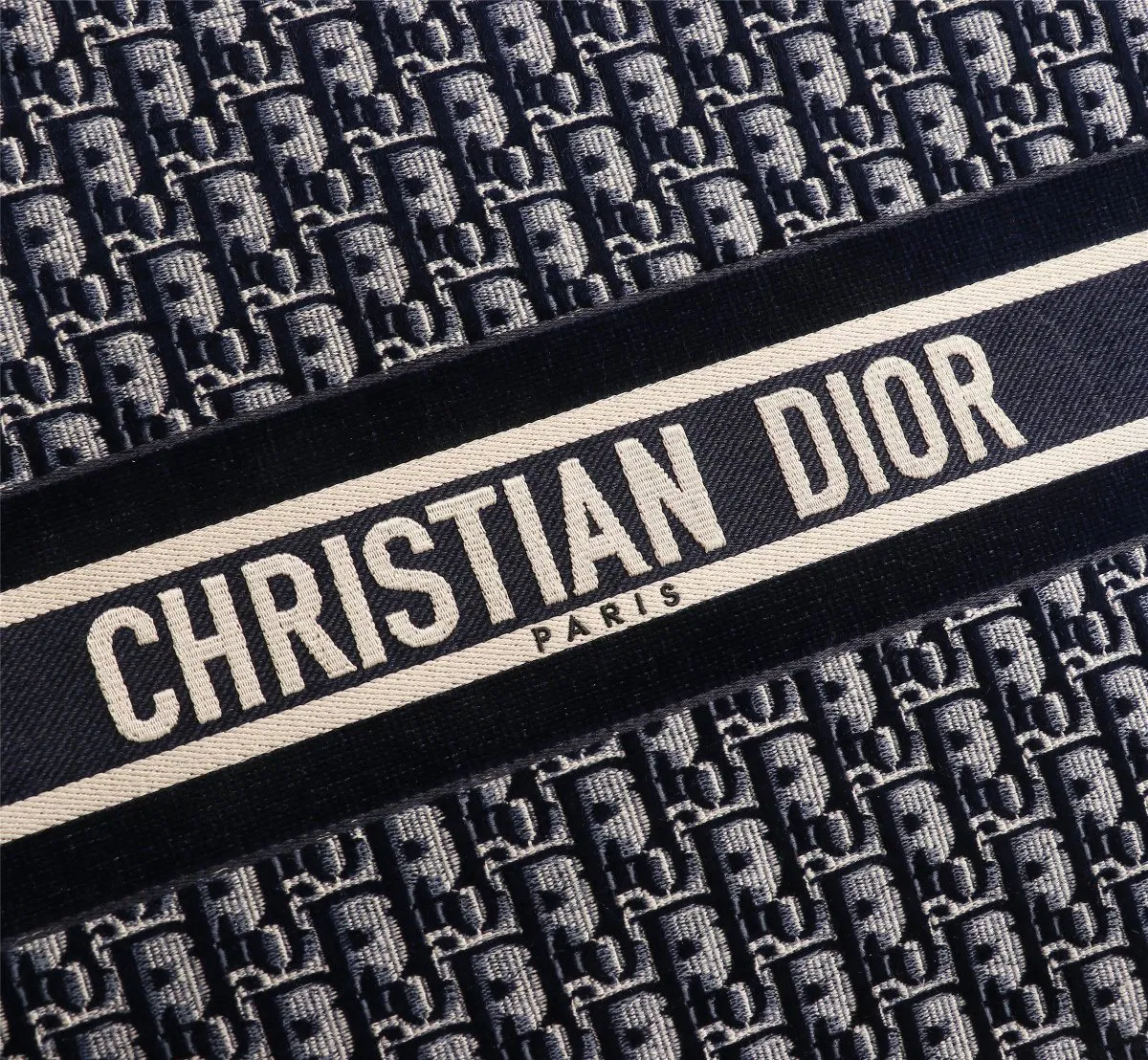 BOOK TOTE — image 6