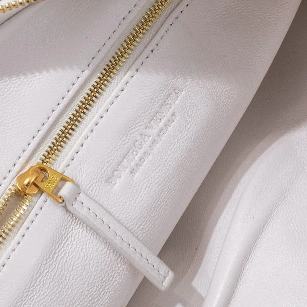 Bottega Veneta BV Jodie Teen Bag White — image 8