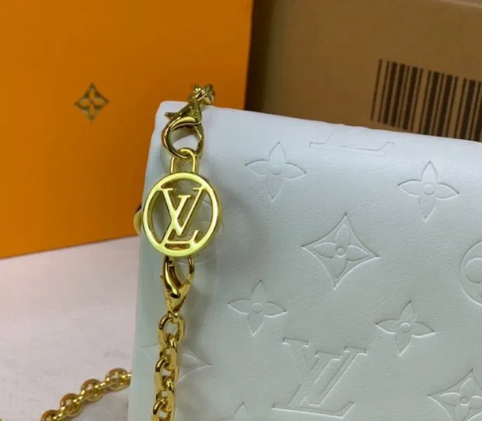 Louis Vuitton Coussin Pochette In Cream — image 6