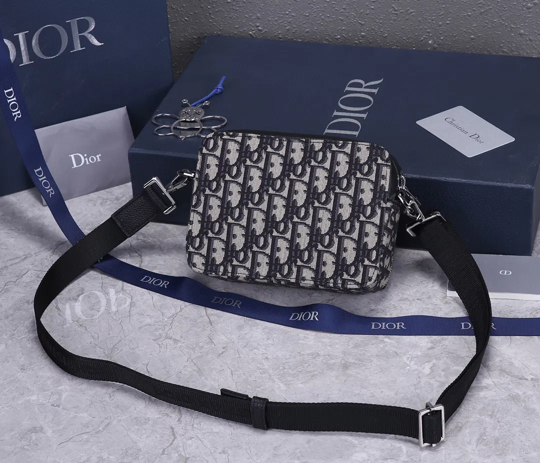 Dior Men’s Shoulder bag — image 3