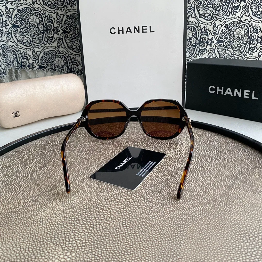 Round Sunglasses — image 7