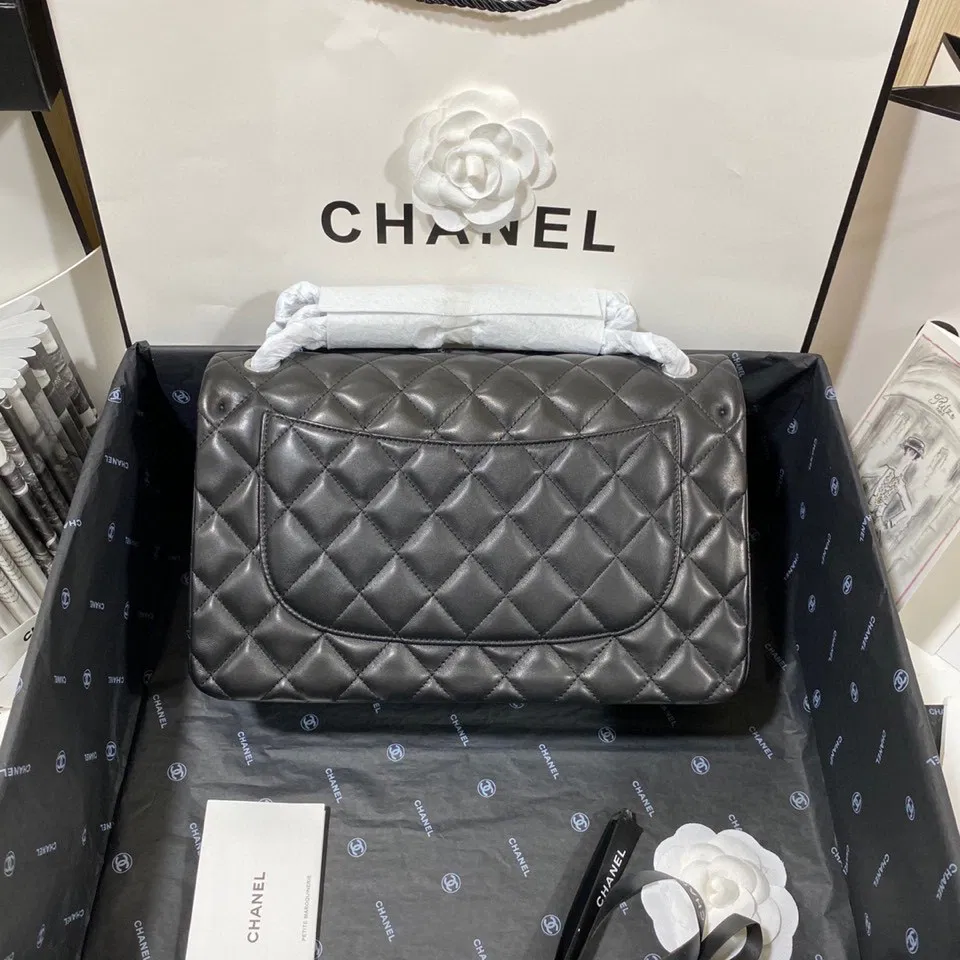 Chanel Flap Bag Large — image 2