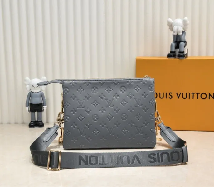 Louis Vuitton Taiga Leather Keepall Bandouliere 50 Travel Bag In Pink — image 5