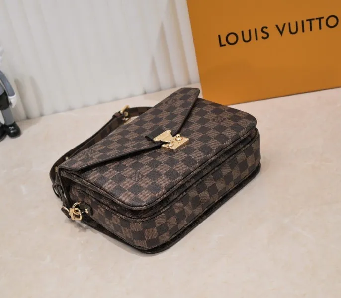 LV Damier Ebene Canvas Metis M40780 — image 4