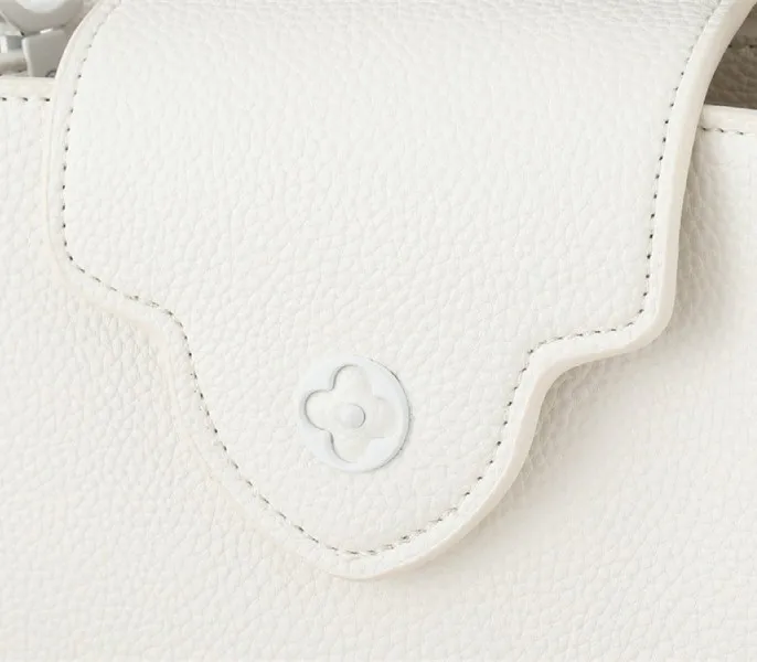 Louis Vuitton Capucines East-West Mini Handbag In Optic White — image 8