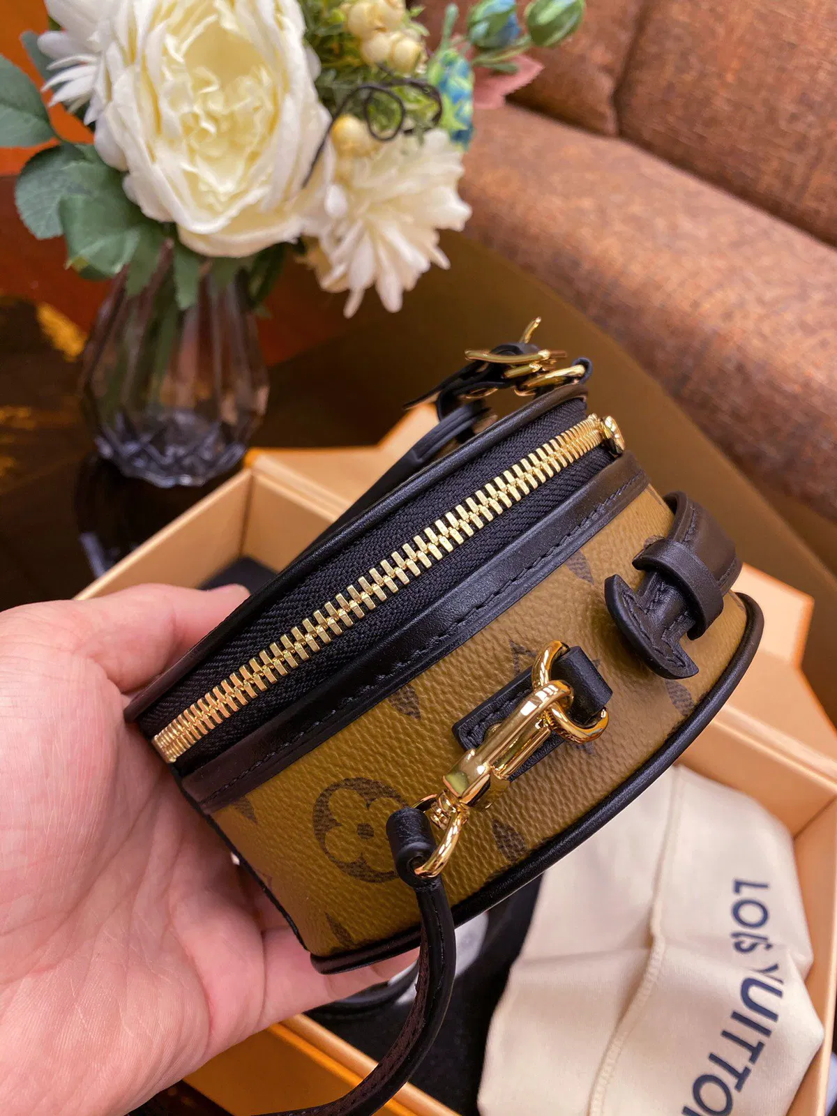 LV Mini Petite Boite Chapeau — image 7