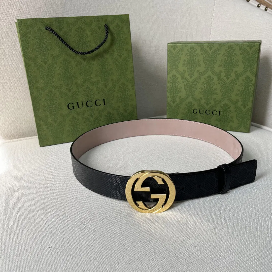Gucci Double G