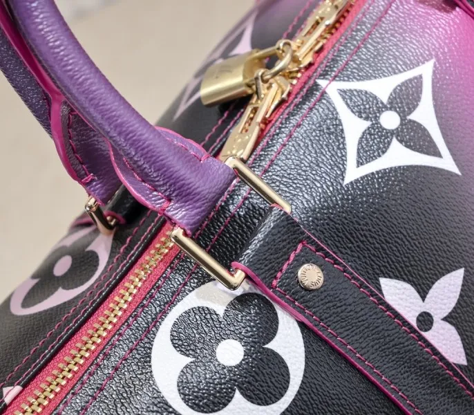 LV Spring 2022 Keepall 45 Travel Bag In Midnight Fuchsia — image 9