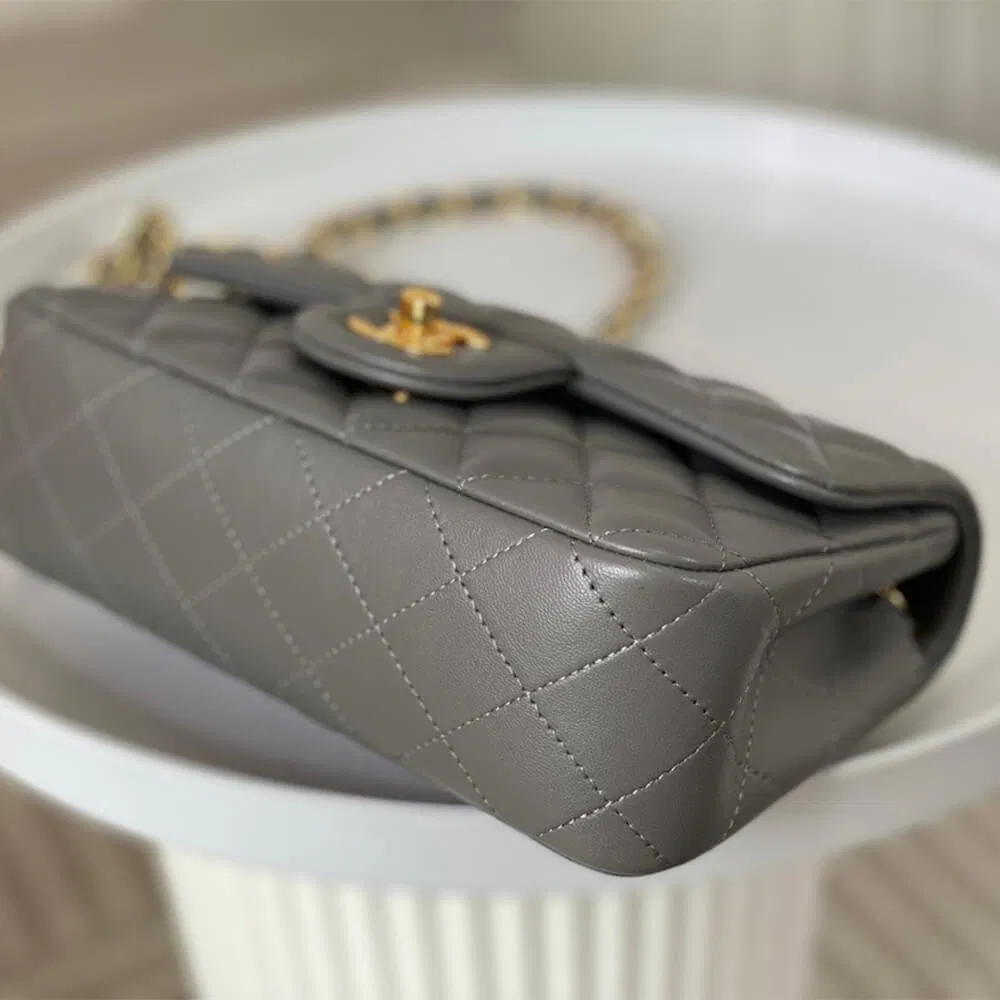 Chanel Mini Flap Bag(high-end grade) — image 5