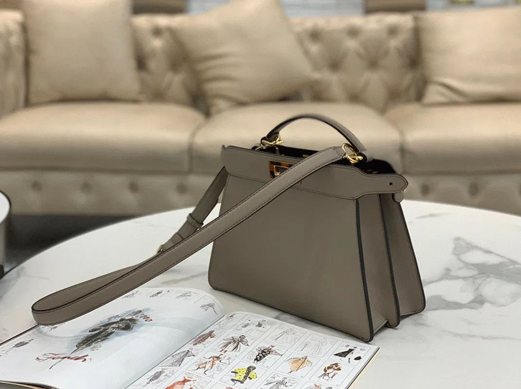 Grey Calfskin Fendi Peekaboo ISeeU Small Imitation Bag — image 7