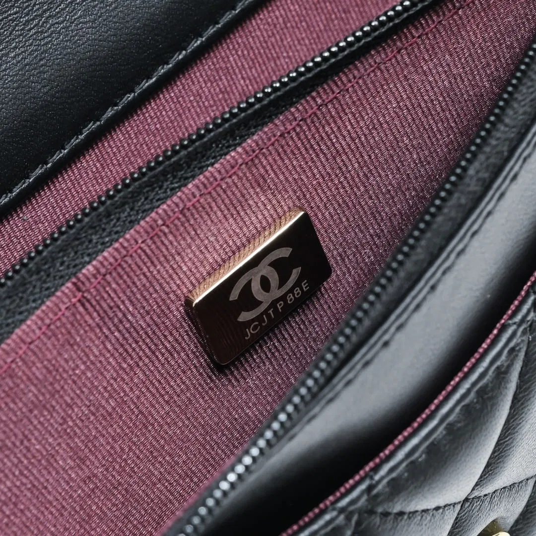 Chanel classic chain wallet — image 6
