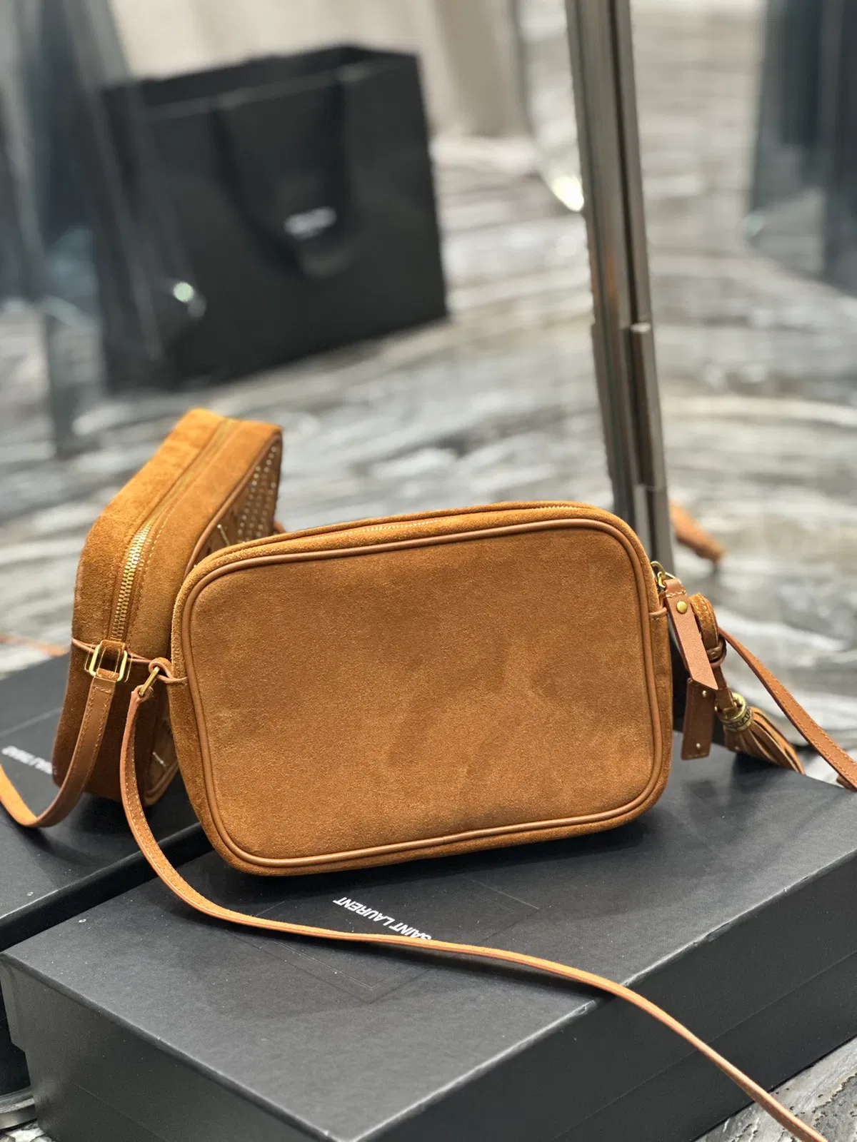Saint Laurent – Lou suede camera bag – women – Calf Leather – One Size – Brown — image 5