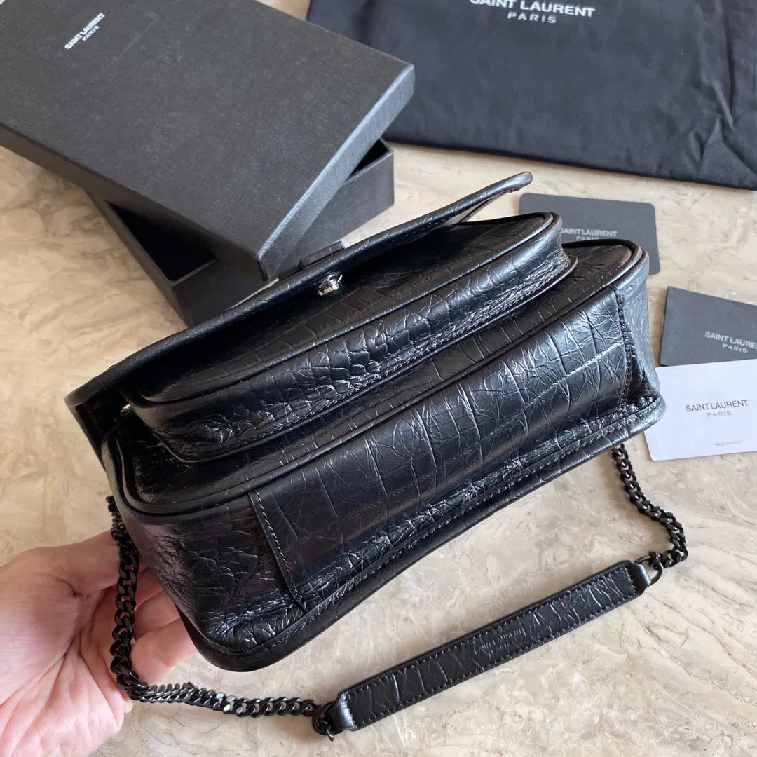 NIKI MEDIUM IN CRINKLED VINTAGE LEATHER — image 4