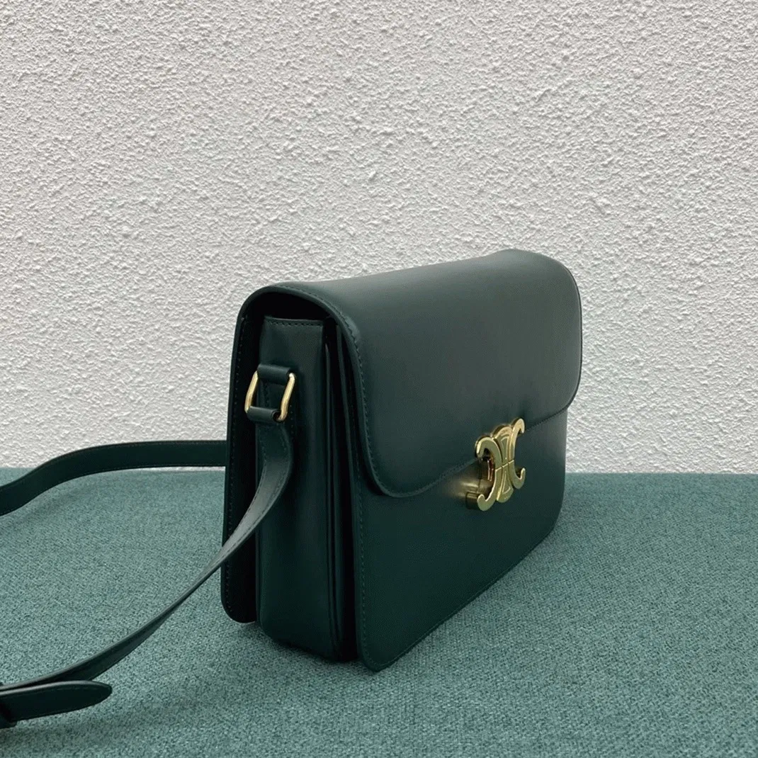 Amazone Color Celine Triomphe Large Knockoff Bag — image 4