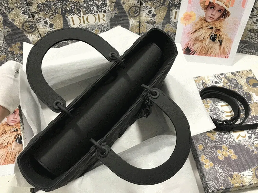 Dior Lady Dior Large Bag Knockoff in Black — image 2