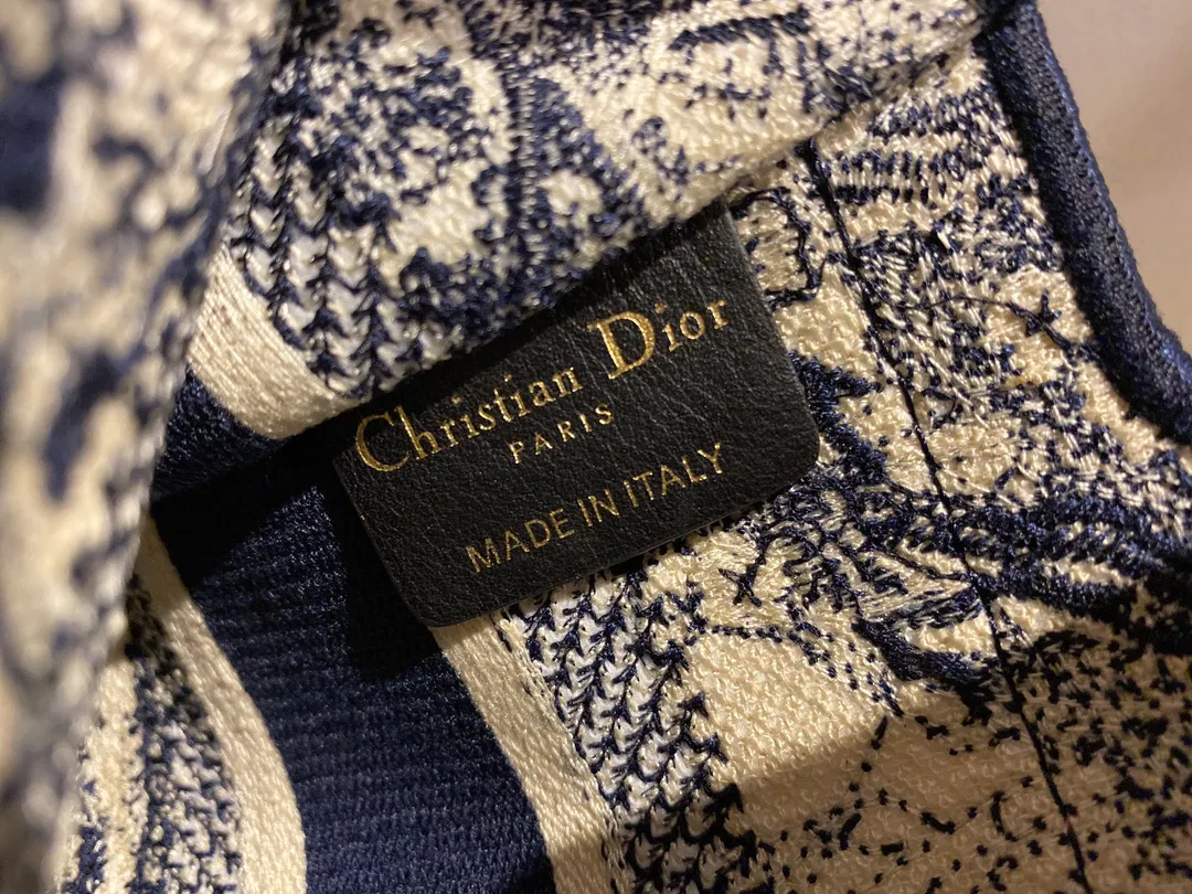 DIOR BOOK TOTE — image 8