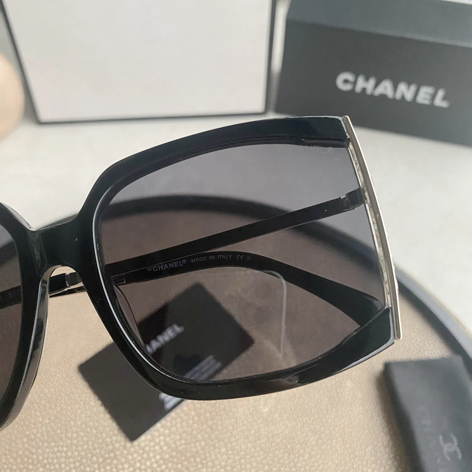 Vintage chanel sunglasses — image 4