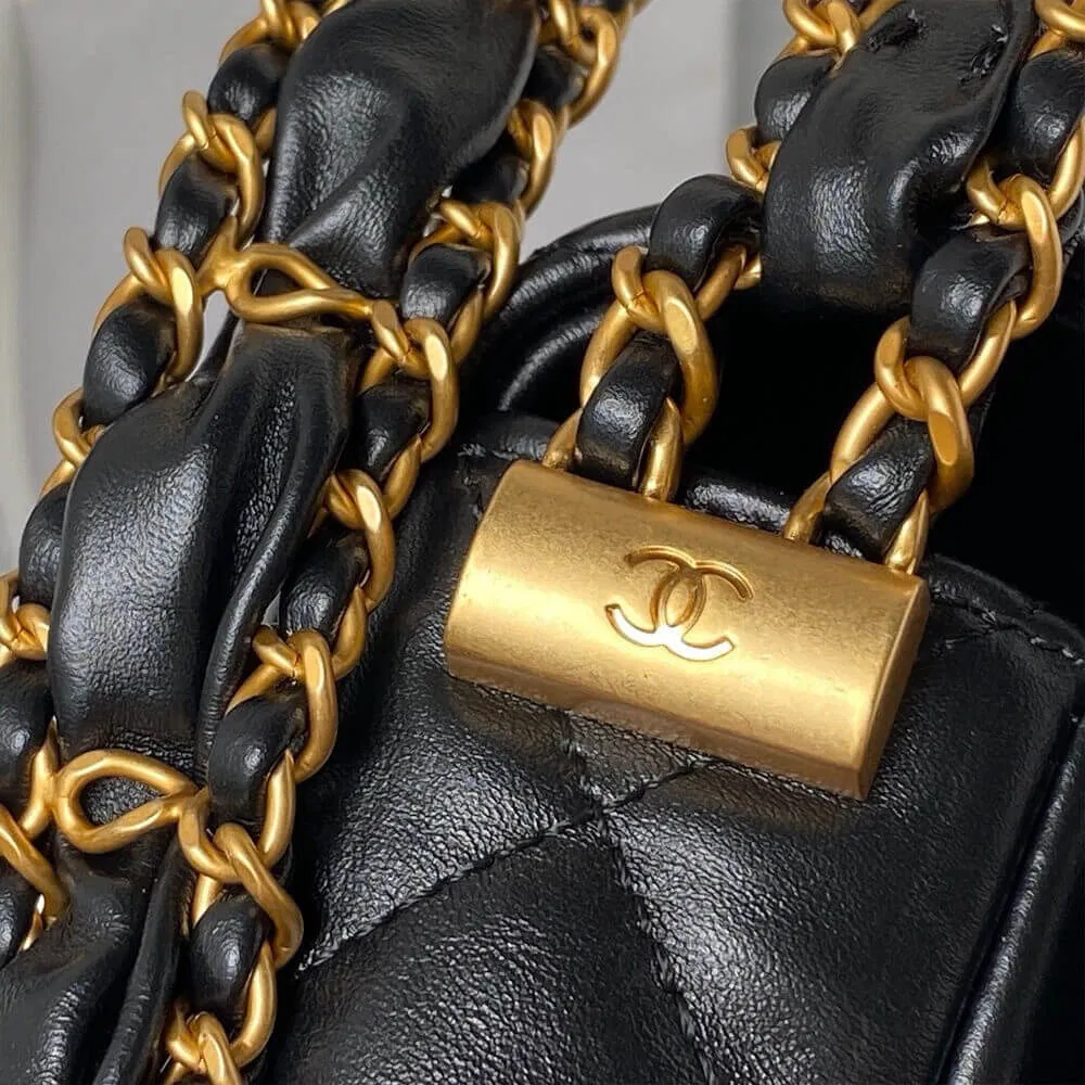 CHANEL MINI FLAP — image 3