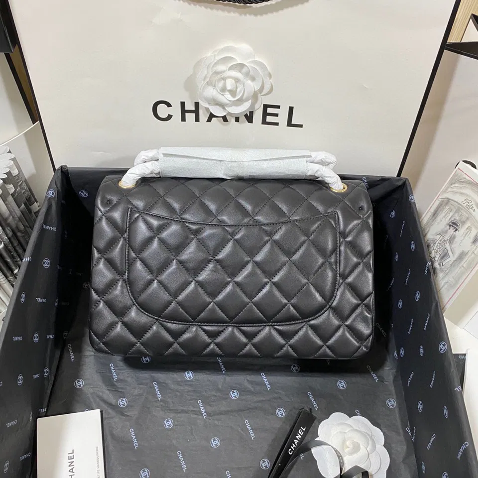 Chanel Flap Bag Large — image 2