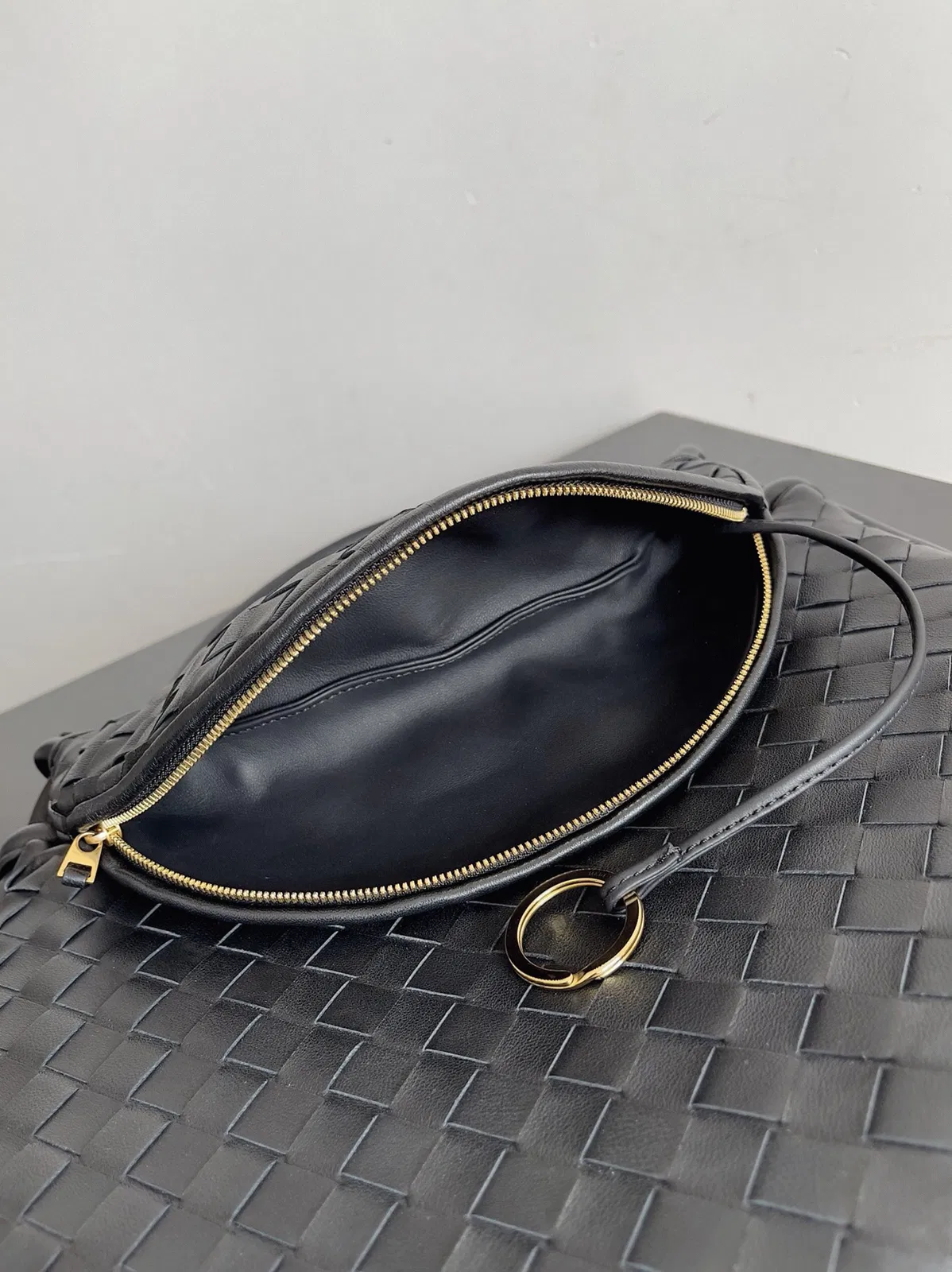 Bottega Veneta Gemelli Medium Bag Black — image 2