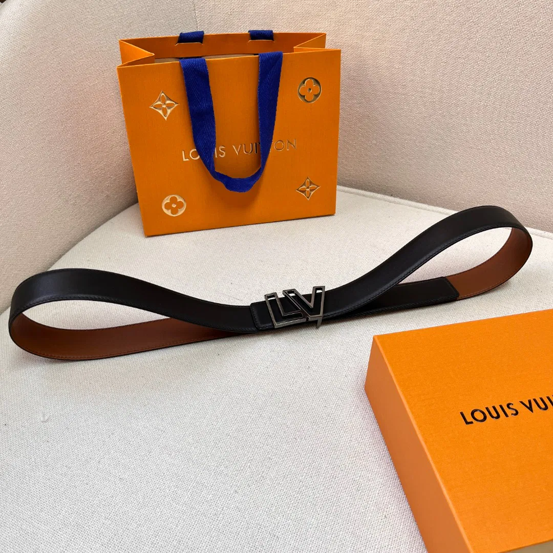 LV initiales — image 9