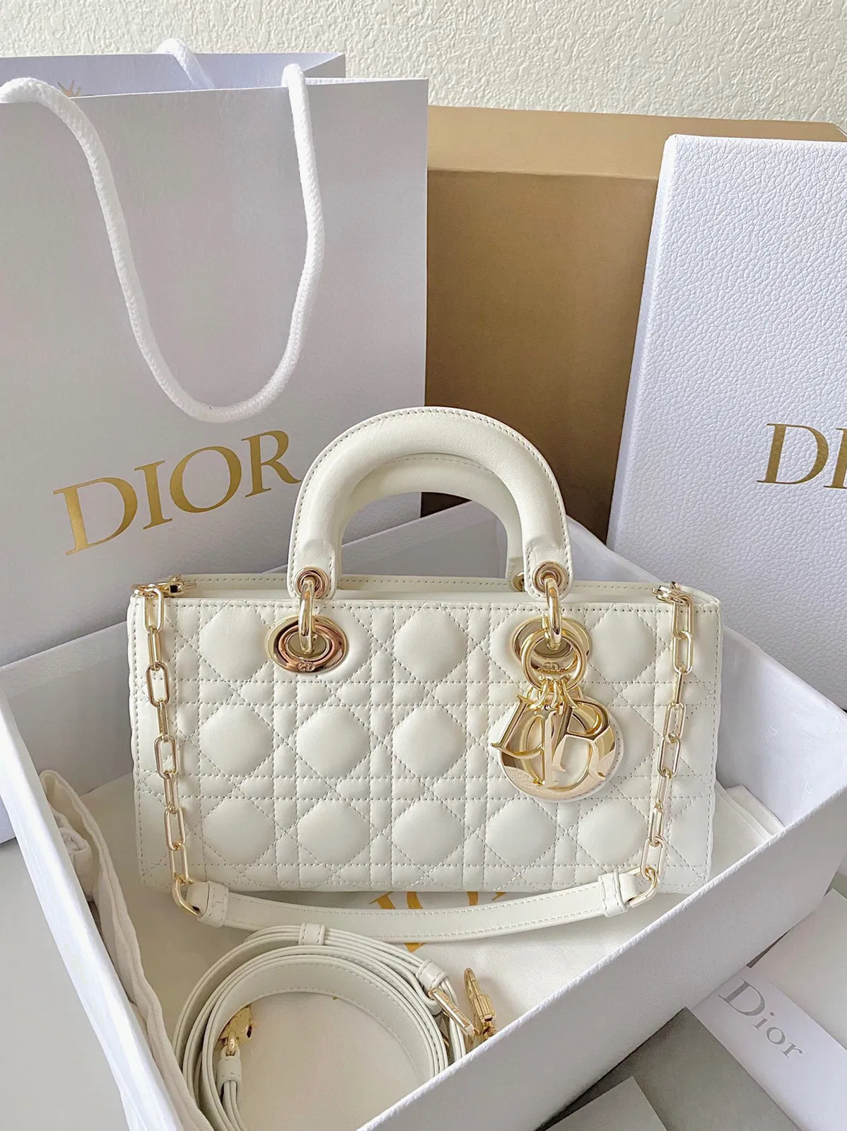 Dior Lady D-Joy Small Bag Knockoff in White — image 9