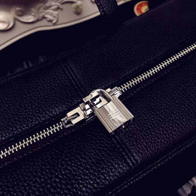 Black Designer Hermes Victoria II 35cm Bag — image 2