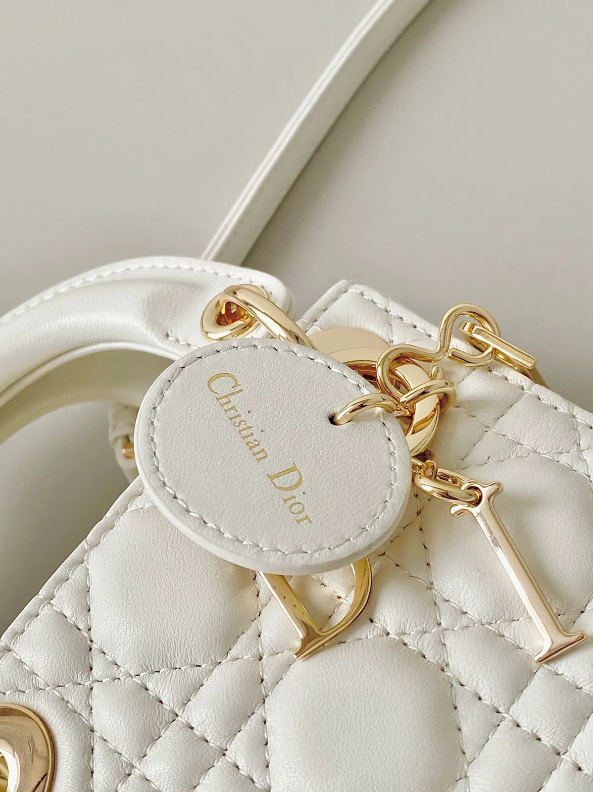 Dior Lady Dior Micro Bag Knockoff in White Cannage Lambskin — image 2