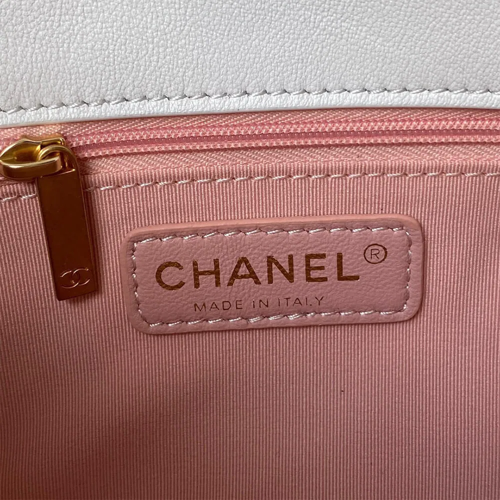CHANEL FLAP BAG — image 7