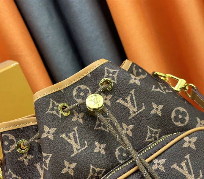Monogram Canvas Noe Cargo — image 8