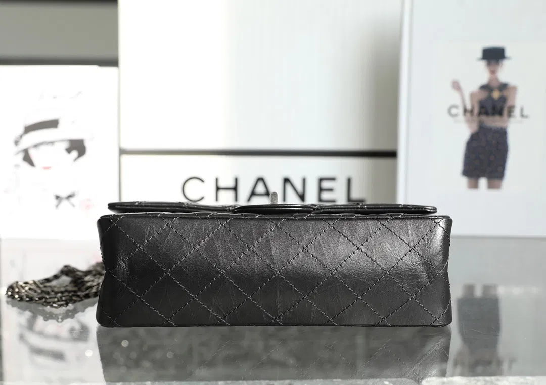 Classic flap bag — image 6