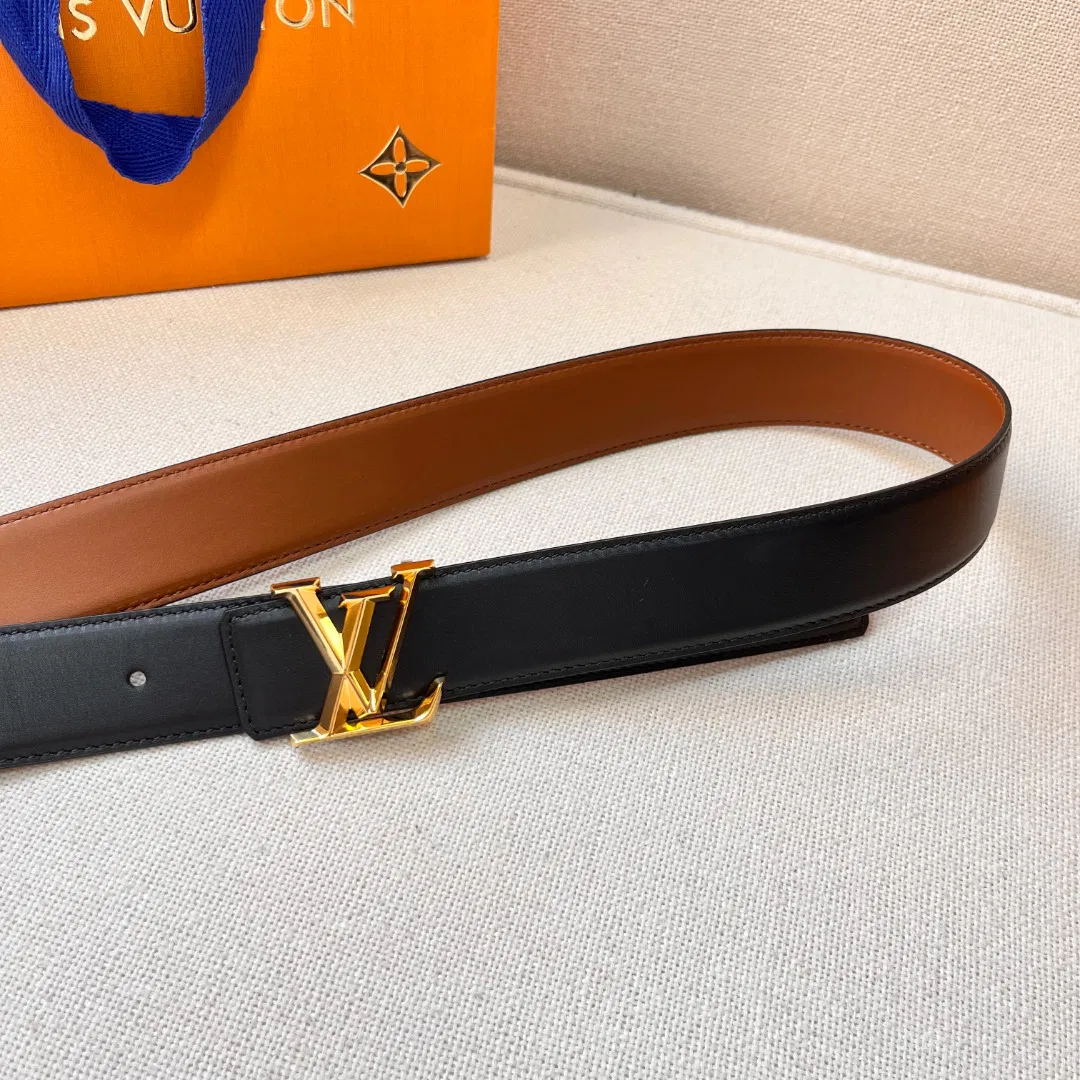 LV initiales — image 8