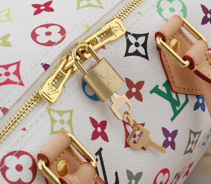 X TM Multicolored Speedy Bandouliere 30 In White — image 8