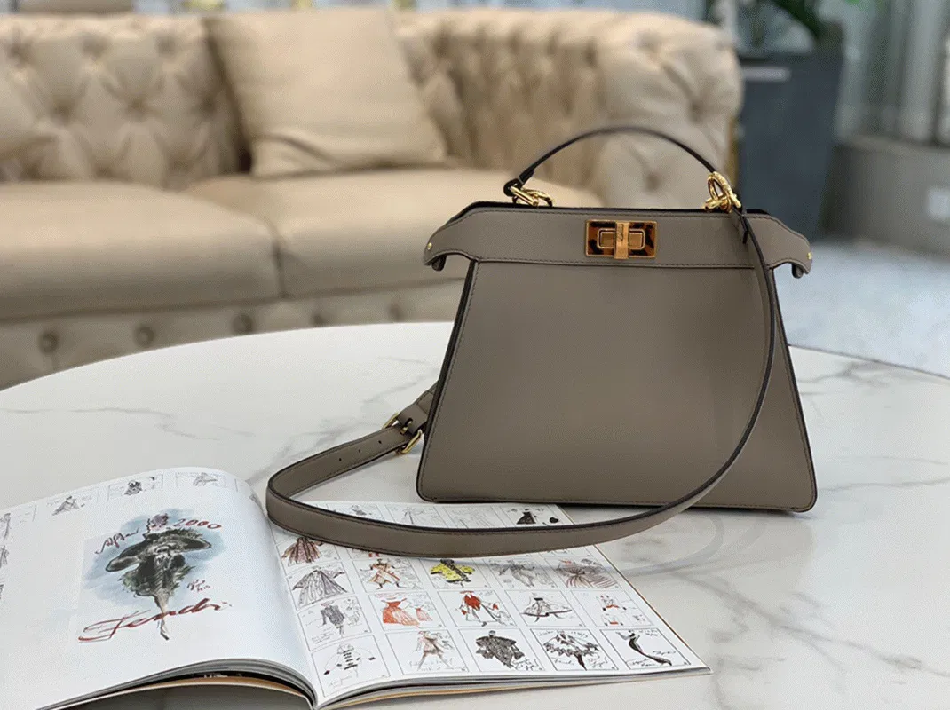 Grey Calfskin Fendi Peekaboo ISeeU Small Imitation Bag — image 8